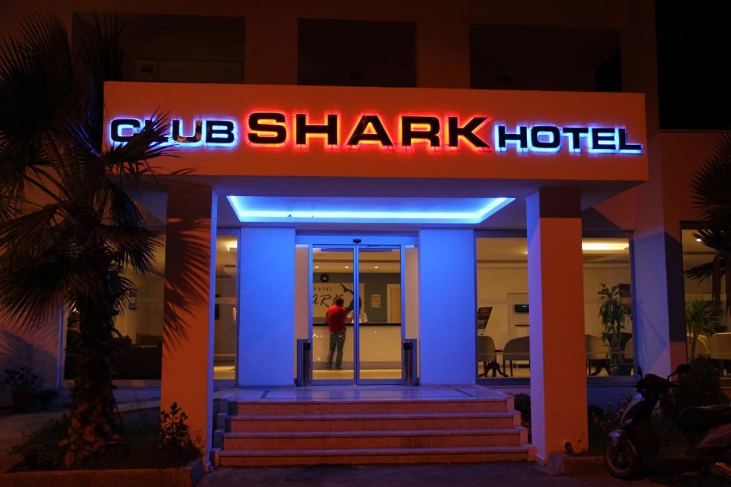 Club Shark Hotel Gümbet Buitenkant foto